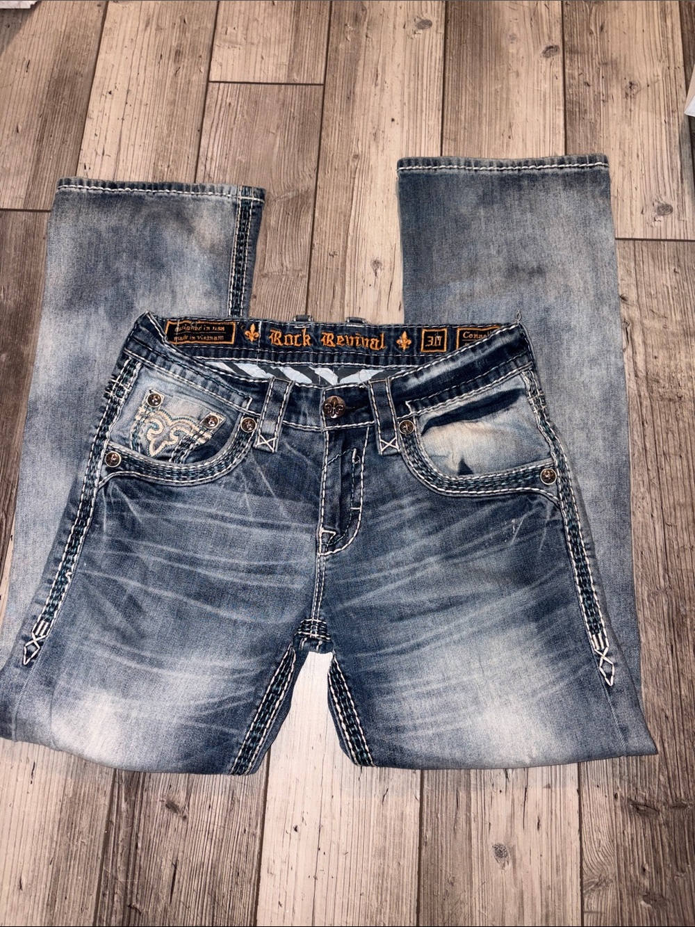 NWOT women’s rock Revel jeans, Connelly Slim boot sz 30